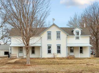 701 Weare St, Woodbine, IA 51579