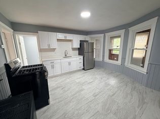 15 Oriole St APT 4, Gardner, MA 01440