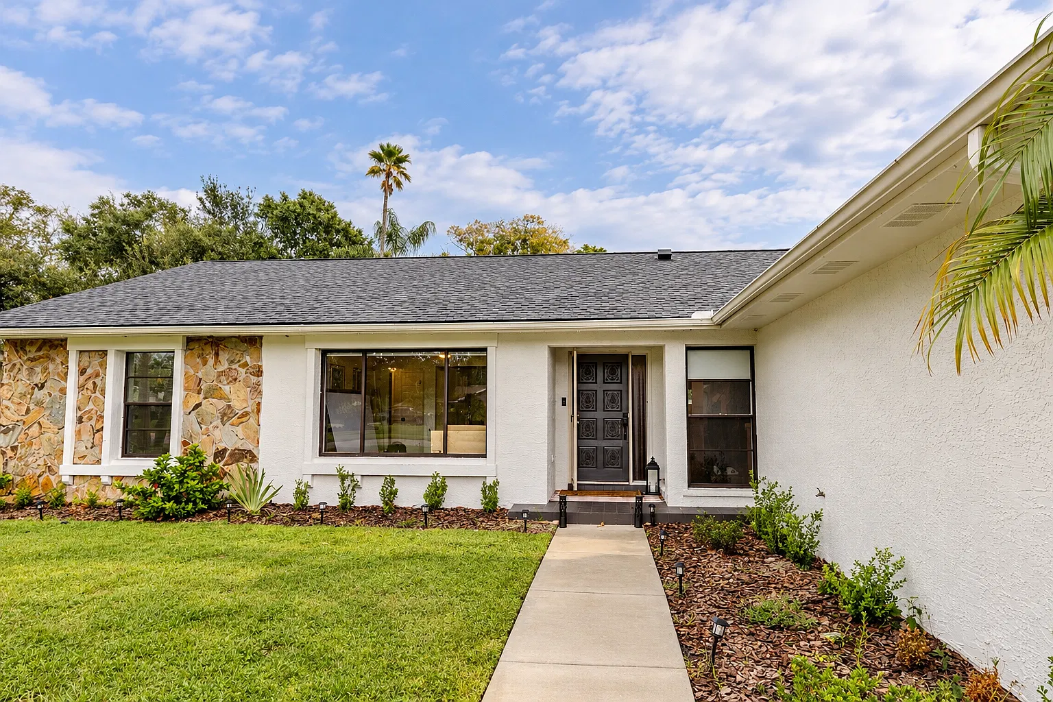 3 bed, 1772 sqft, $3,200 — Photo 3