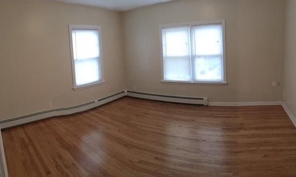 3rd image of 154 Kelsey St Fl 2nd