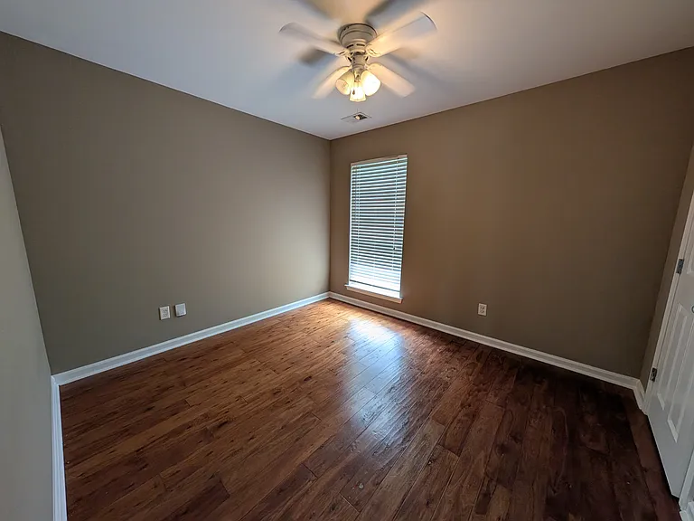 323 Forest Lakes Dr — Photo 10