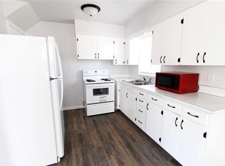 1715 4th St SW APT 4, Minot, ND 58701