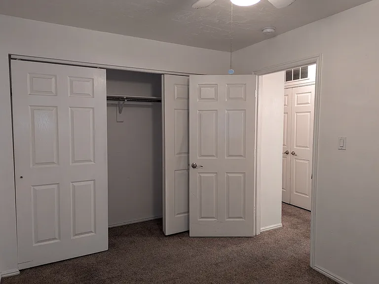 247 N 200 E — Photo 15