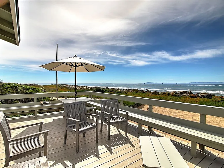 539 Sand Point Rd — Photo 25