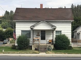 812 N Main St, Colfax, WA 99111