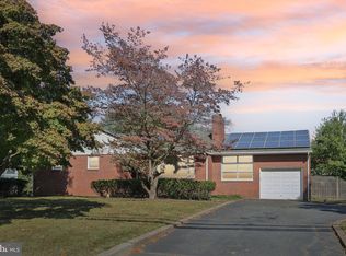 2236 Pennington Rd, Ewing, NJ 08638