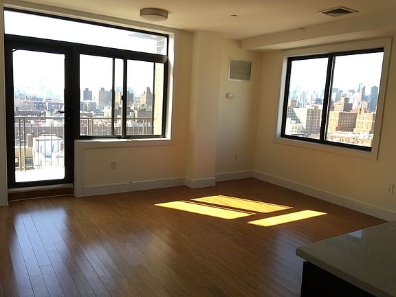 5th image of 2532 30th Dr APT 5D