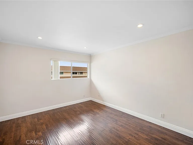 121 Sinclair Ave #206 — Photo 17