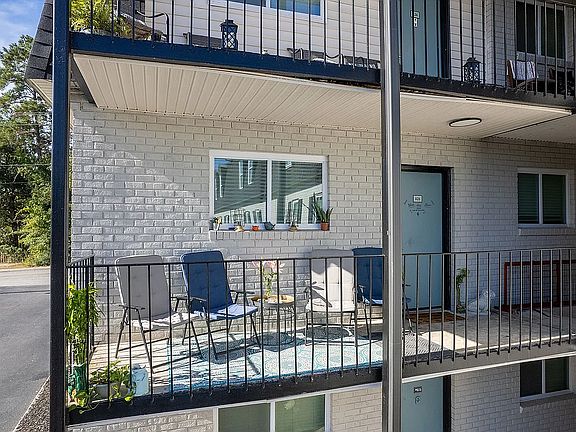 Balcony/ Patio
