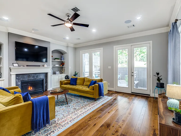4535 Polk St — Photo 23