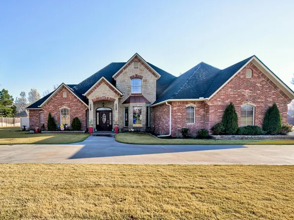 2826 Kelly Rd, Enid, OK 73703