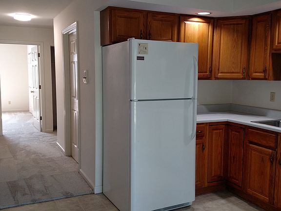 5th image of 806-910 Hartwell Dr #20550619