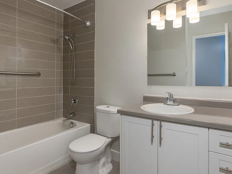 131 Maxwell St — Photo 13