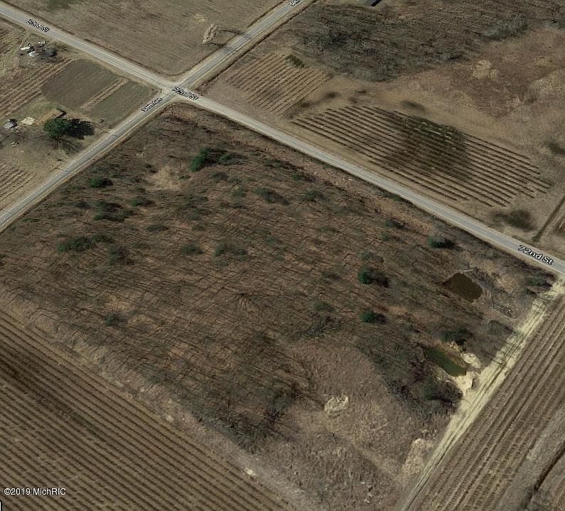 2nd image of 33405 72nd St