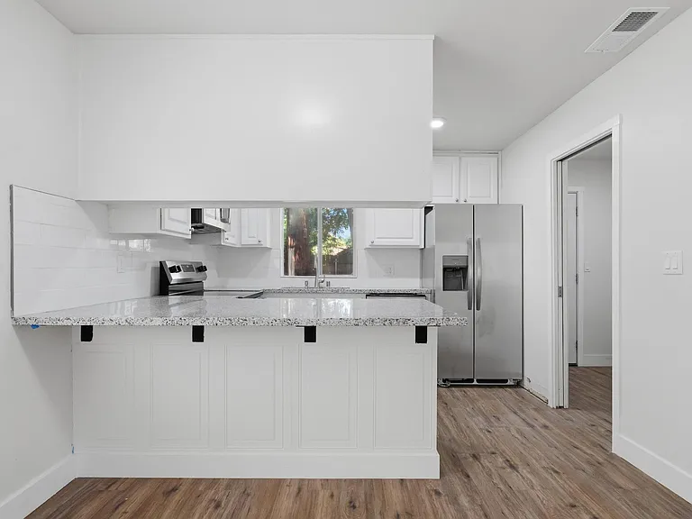 826 Orange St #826 — Photo 12