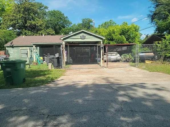 8811 Meta St, Houston, TX 77022