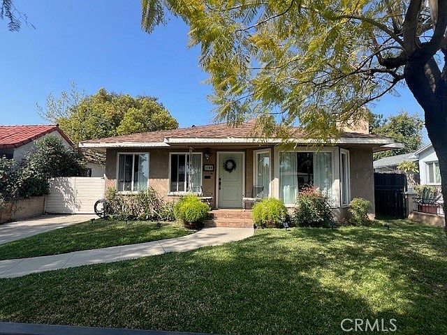 1st image of 3344 N Sierra Way