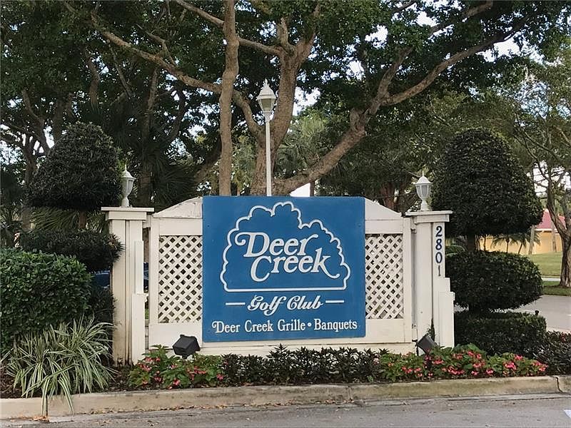 Deer Creek golf Bar & Grill