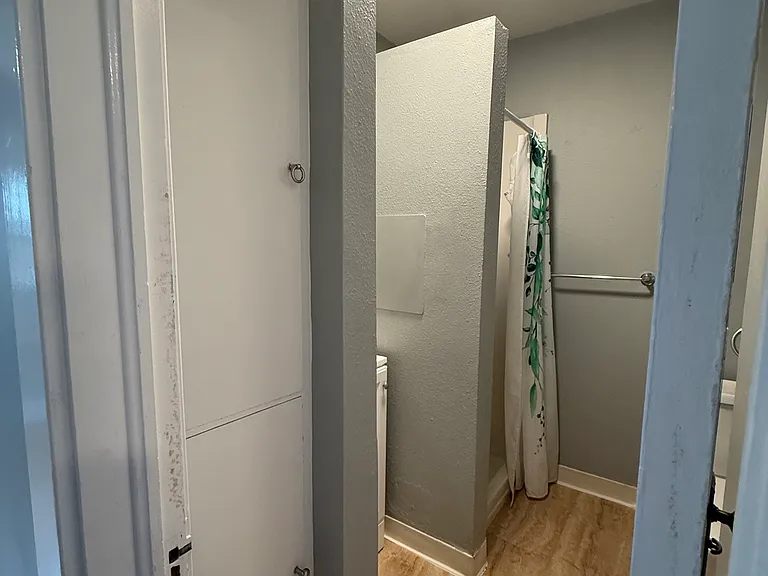 712 N 9th St #5 — Photo 10