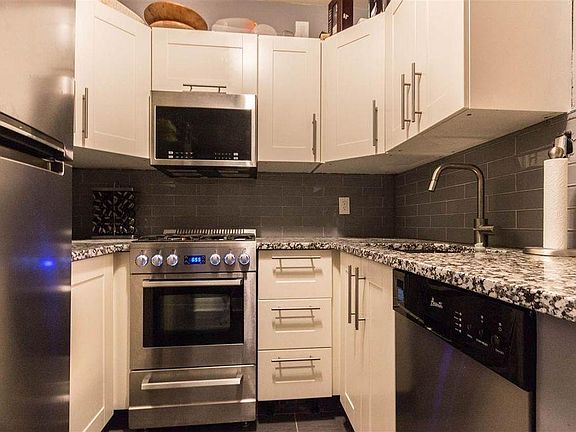 1.5 Year old kitchen