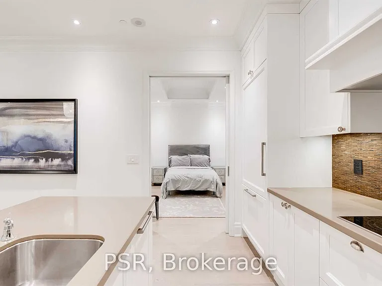 311 Bay St #3702 — Photo 17