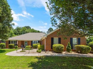 215 Grasslands Rd, Huntsville, AL 35811