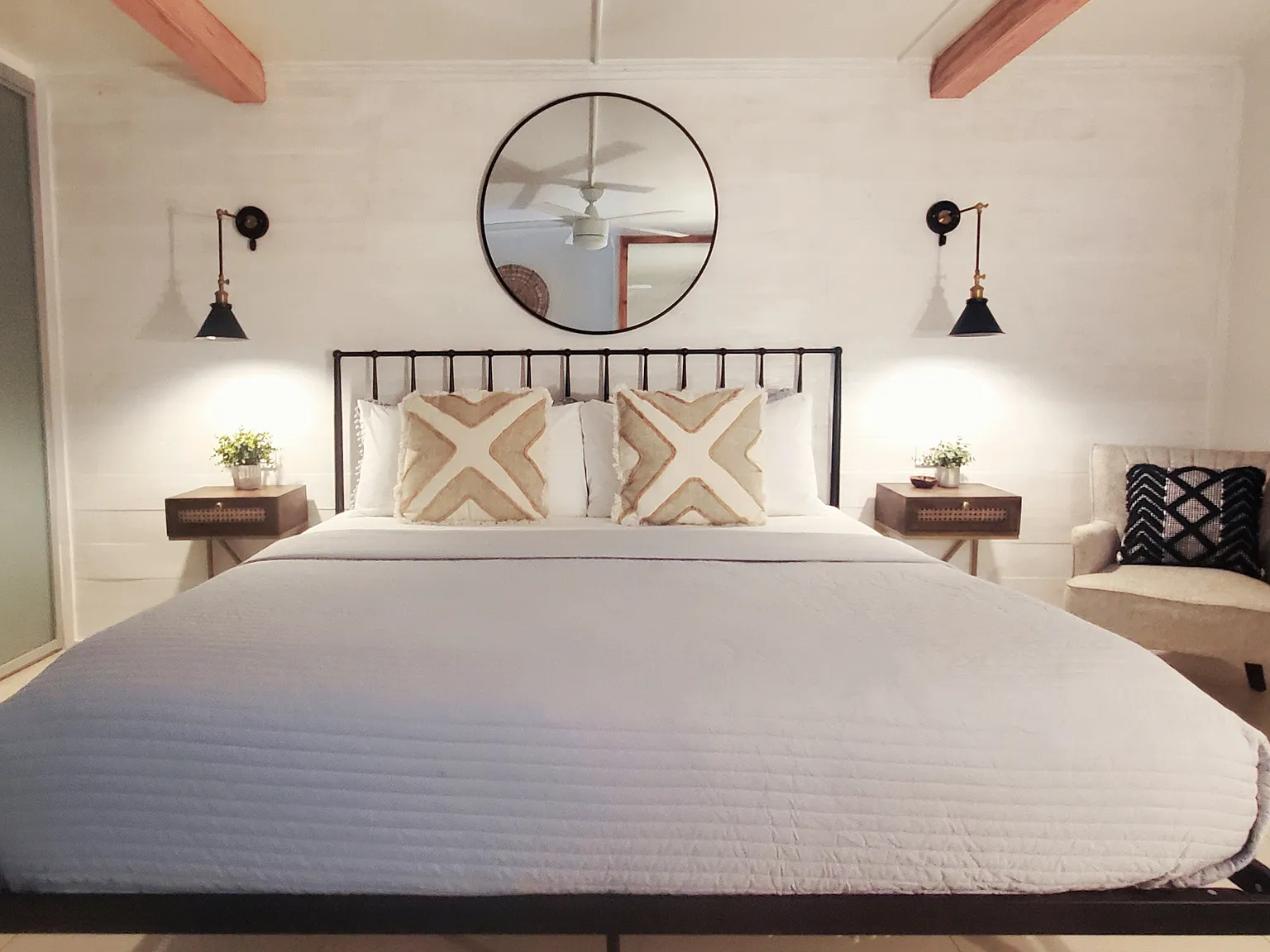 1 bed, $8,190 — Photo 4