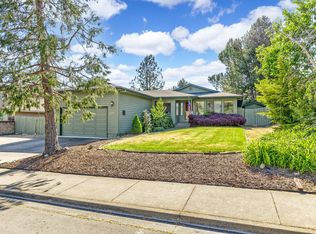1456 La Loma Dr, Medford, OR 97504