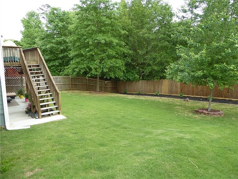 2nd image of 516 Vinings Oaks Run
