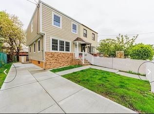 116-07 208th St #1, Cambria Heights, NY 11411