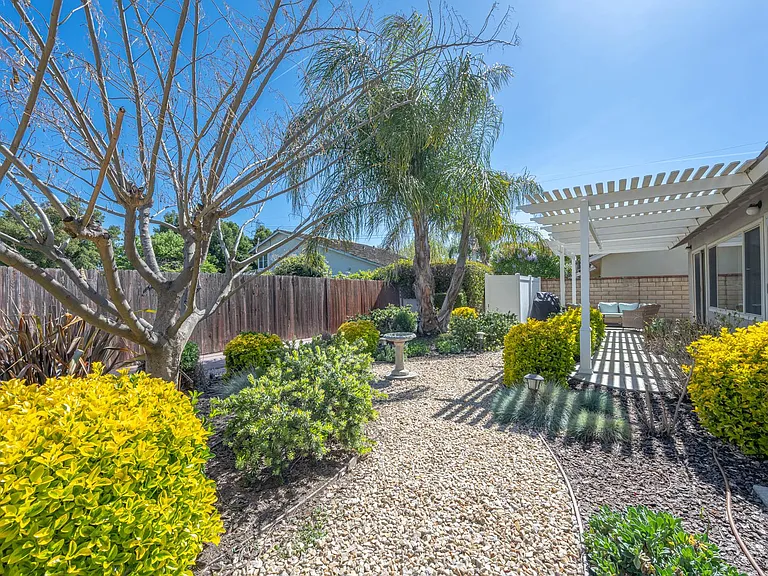 23236 Via Calisero — Photo 44