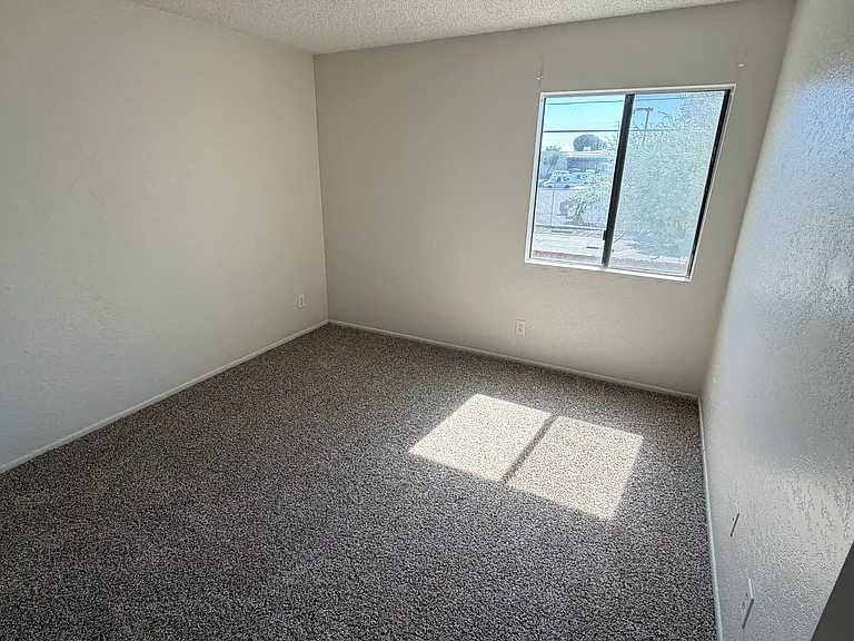 44200 Kingtree Ave #17 — Photo 8