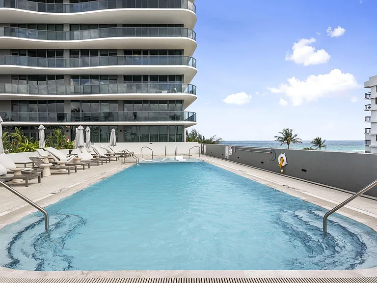 900 N Ocean Blvd #1501 — Photo 45