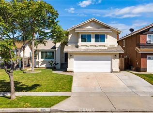 885 Hedges Dr, Corona, CA 92878