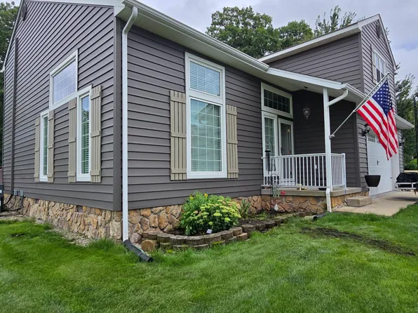 187 Shady Lake Dr, Shady Spring, WV 25918