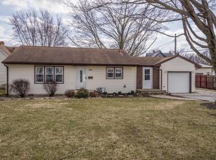 206 E North St, Lexington, IL 61753