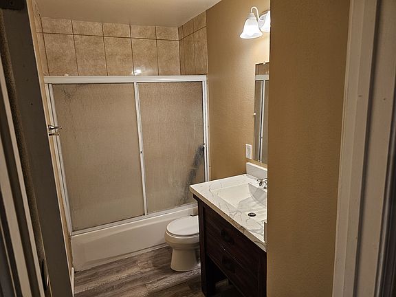 5th image of 6020 N Pershing Ave