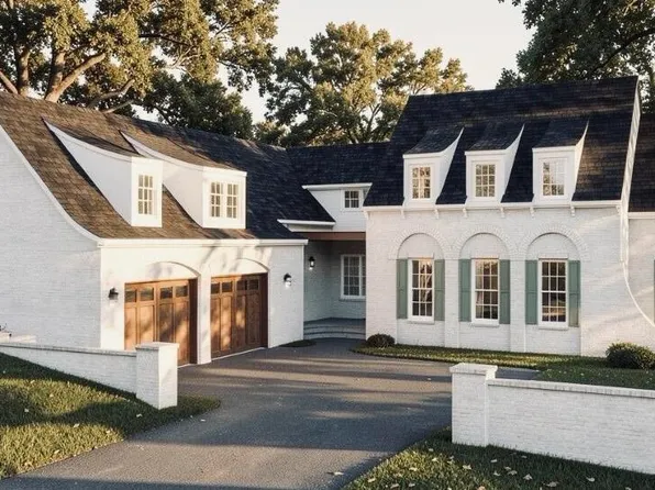 104 S Bragg Ave, Lookout Mountain, TN 37350