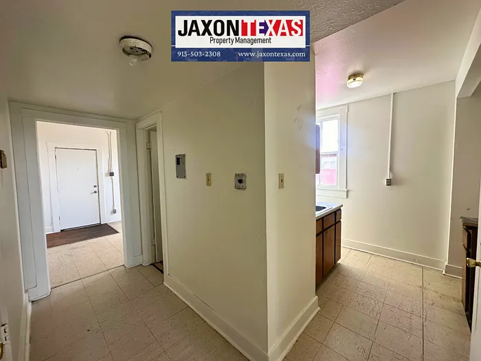 516 S Kansas St #205 — Photo 8