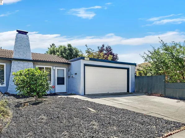3766 Lake Mead Dr, Fremont, CA 94555