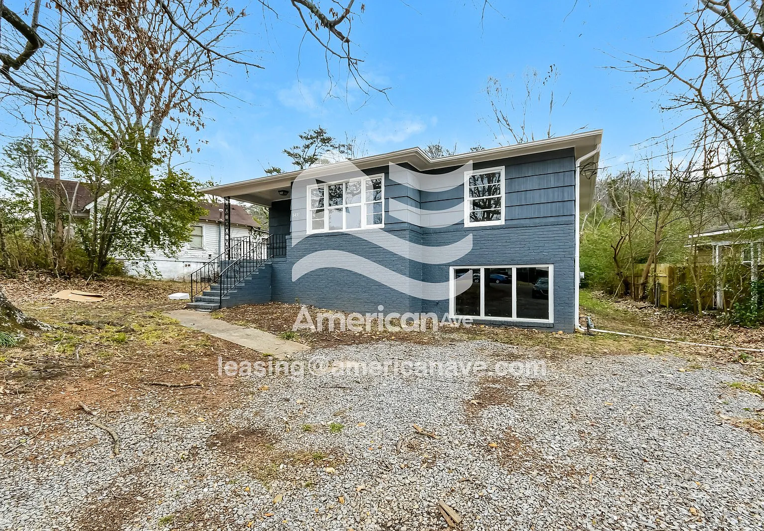 3 bed, 1.0 bath, 1109 sqft, $1,182 — Photo 2