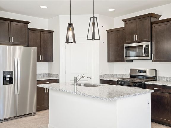 Welcome to the 1460 floorplan.