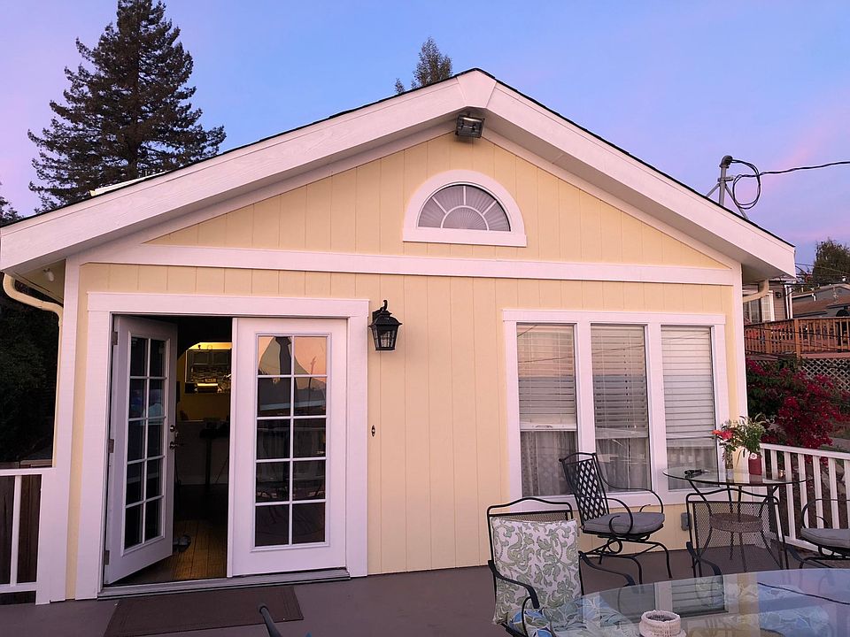 Front of the House / Entrance