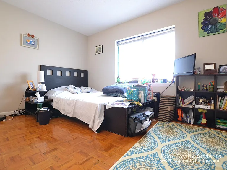 132 Lake Shore Rd #2 — Photo 7