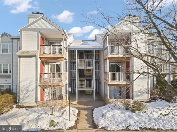 6901 Victoria Dr, Alexandria, VA 22310