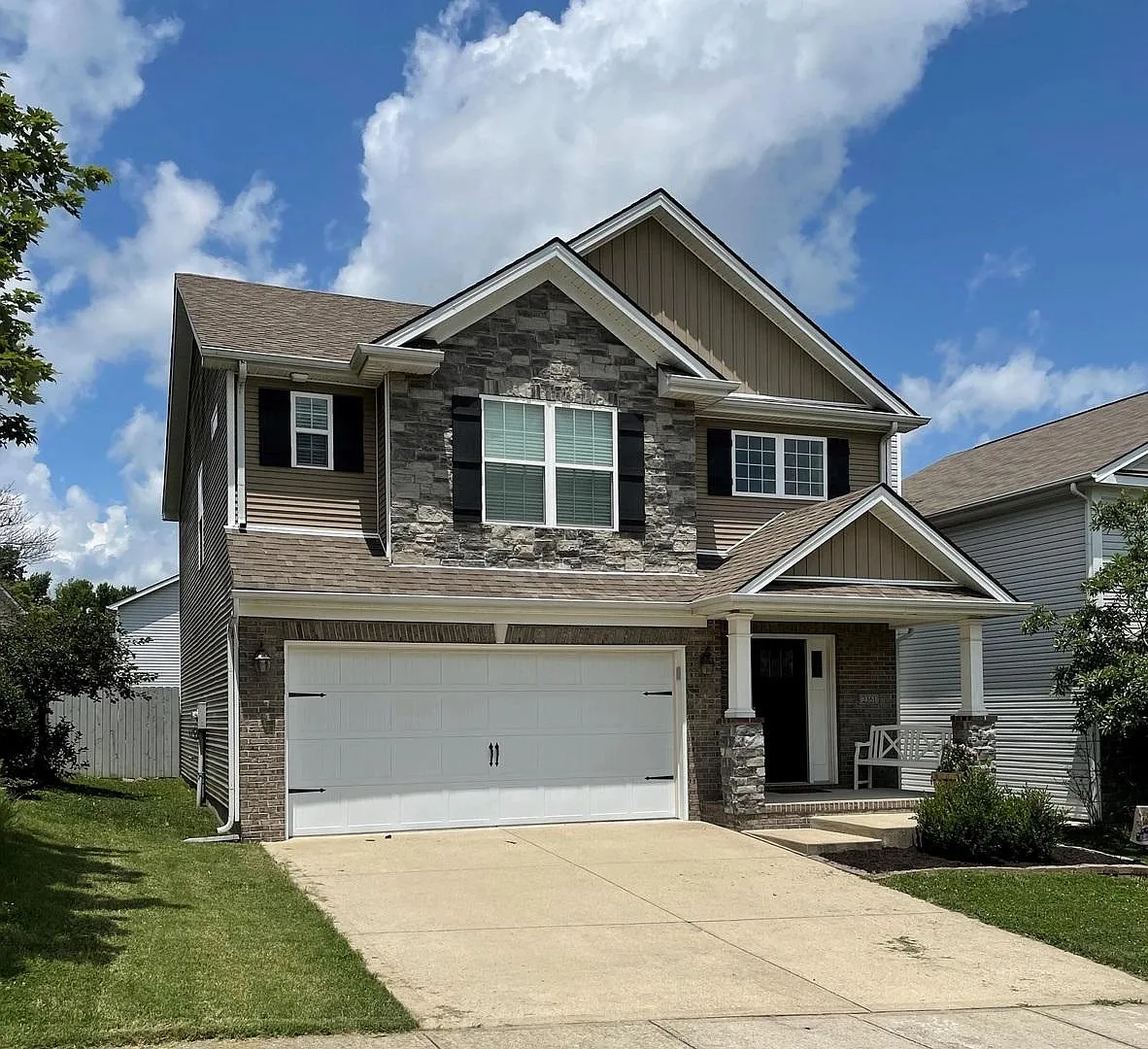 3 bed, 1756 sqft, $2,000 — Photo 1
