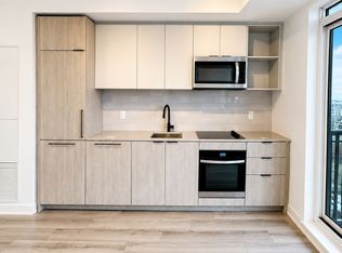 1185 Dupont St #1511, Toronto, ON M6H 0G1