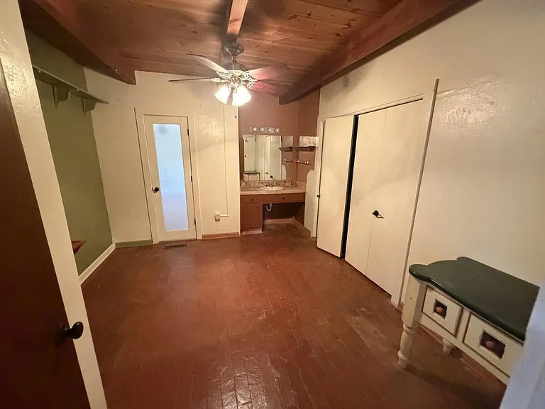 182 Perea Rd — Photo 17