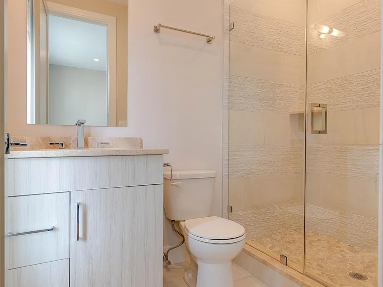 7 Baker Ct #2 — Photo 9