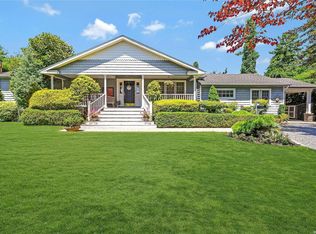 75 Maple St, Blue Point, NY 11715